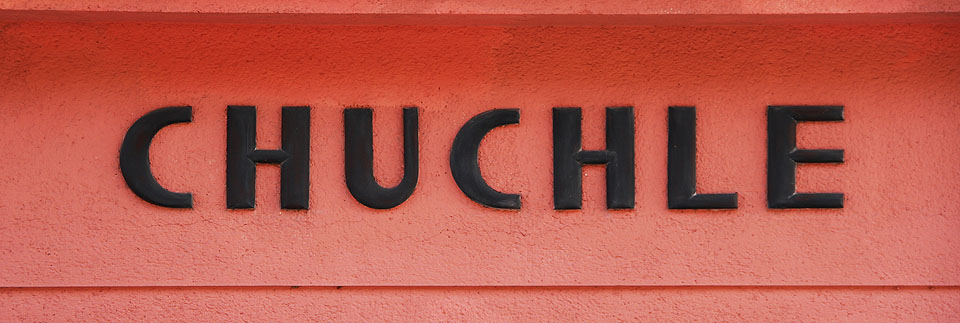 Dříve se zastávka nazývala prozaicky Chuchle. Dříve se zastávka nazývala prozaicky Chuchle.